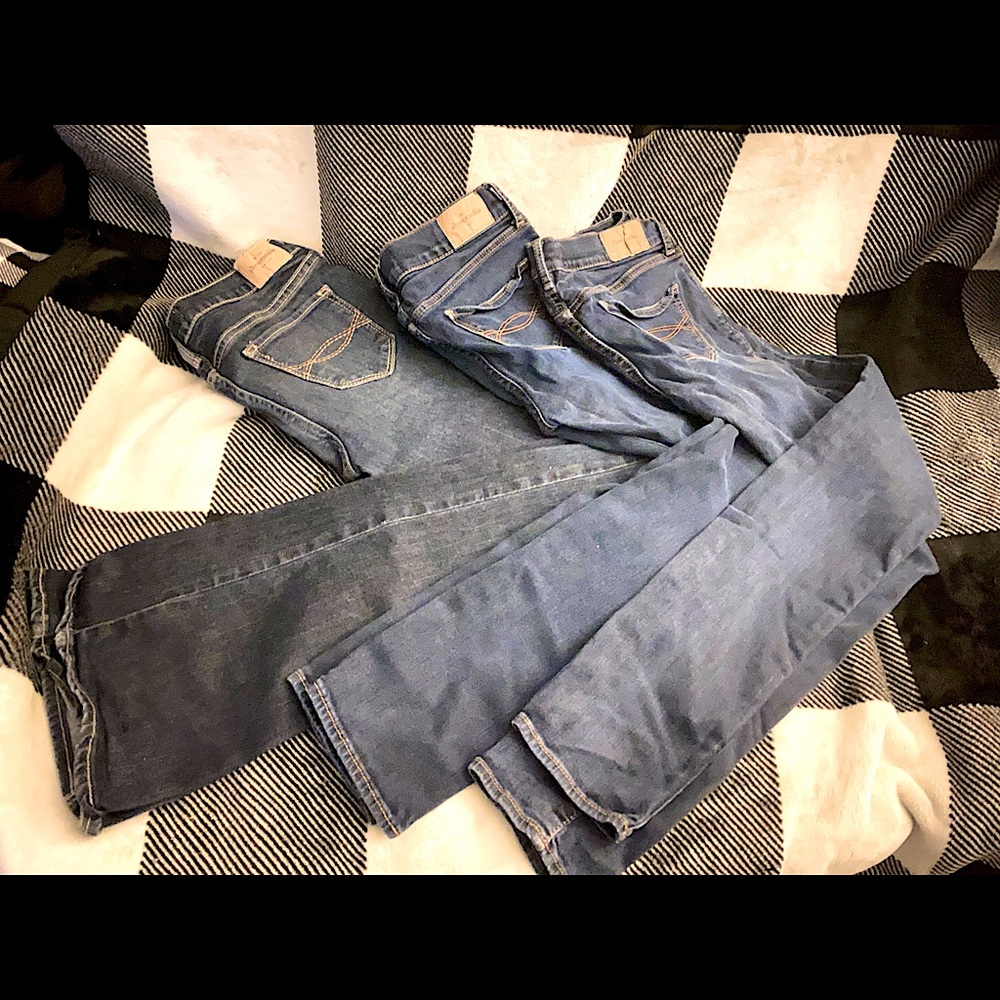 3pairs of Abercrombie and Fitch jeans